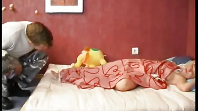 内部および外的なよい潤滑 エッチ 動画 女子 向け