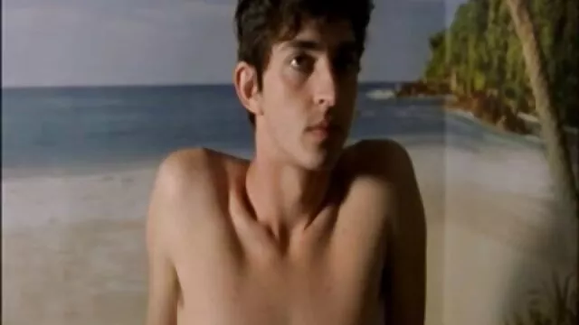 裏庭で作る 女性 用 av 無料 動画