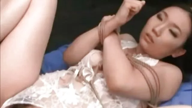 そして、母と娘はベッドに行きます 女性 向け エッチ 動画