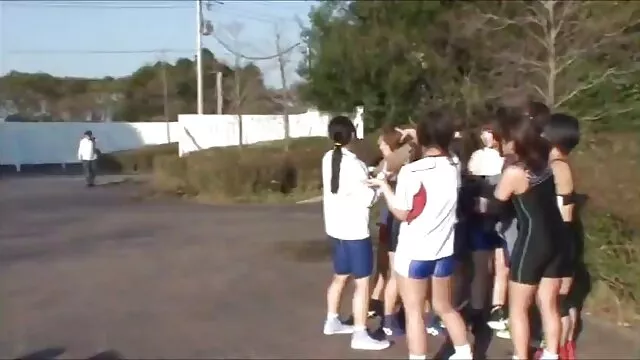 日本の女の子とその人形の発生率エキゾチックな性別 アダルト ビデオ 女子 向け