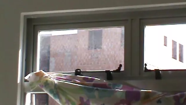 アジアの女の子が足を広げるとき 女性 向け セックス 動画