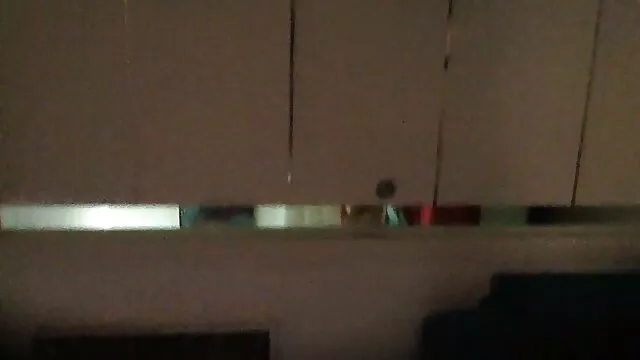 パウダーを使って仕事をする前に 女子 が 見る av 無料